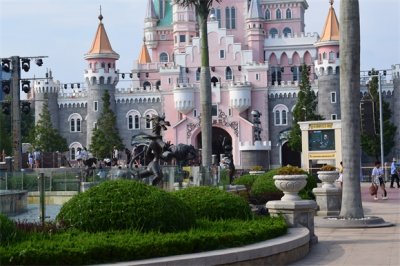 出发,青岛方特梦幻王国夜场