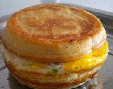 鸡蛋汉堡全套技术,从面糊配方到烤制技巧详细讲解