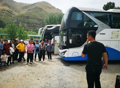 顺平富有村、游盘古小江南