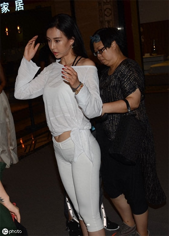 亚洲瑜伽女神——母其弥雅个人相册,迷人、性感