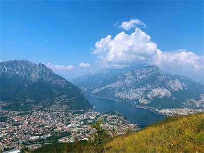 金句里的砥砺奋进,你知道是什么意思吗?砥砺是什么?