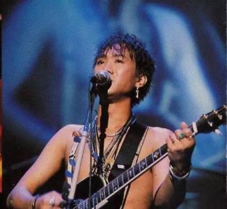 ​黄家驹女友是谁 黄家驹历任女友大盘点