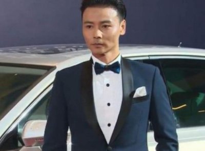 ​蔡少芬老公张晋简历 两人相爱风雨之后见彩虹