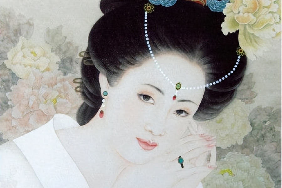 历史人物杨贵妃简介资料（杨玉环传奇的生平简介）-