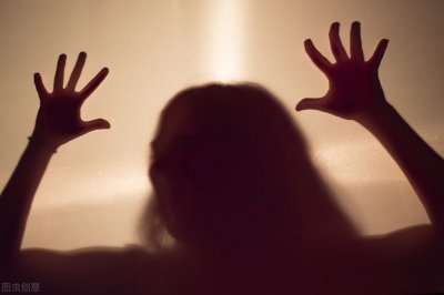 阳光型抑郁的表现有哪些症状(你知道什么是阳光抑郁症吗?有哪些症状表现)