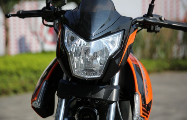 解析万元级国产实用街车：配250cc发动机，油耗2.5升，续航500km-