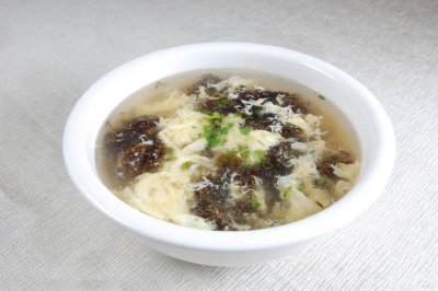 紫菜鸡蛋汤家常做法(紫菜蛋汤的做法 教你做家常美味紫菜蛋汤)