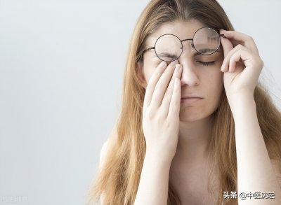 眼睛干涩吃什么药有效果啊(眼睛干涩,视物模糊?妙用两个中药,一清一补,有