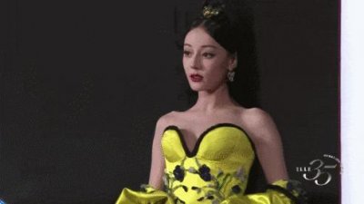 迪丽热巴被抵制!粉丝发长文控诉:滚出娱乐圈.