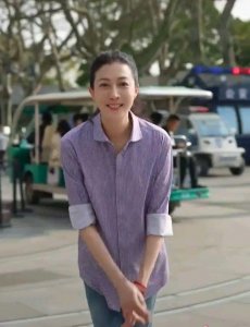 成龙吴绮莉被爆已复合?(成龙4000W杭州买房后,吴绮莉紧随其后)