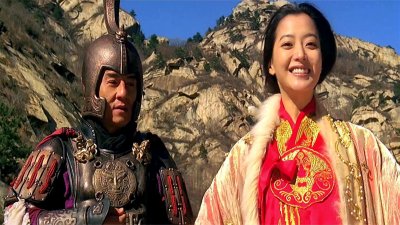 美丽的神话成龙金喜善主演(成龙想吻金喜善,结果金喜善总是笑场)