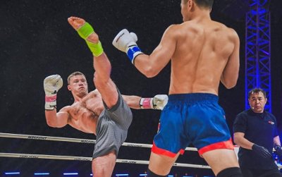 力压方便付高峰,一脚KO白近斌,他能不能打赢美丽死神?