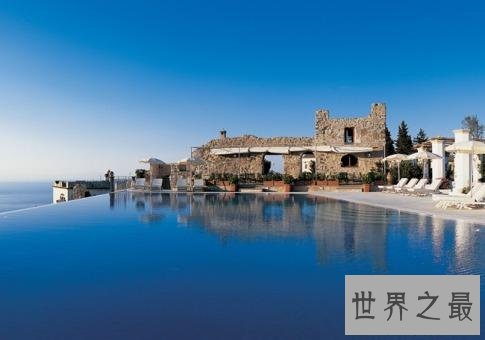 意大利十大迷人的海边小镇，波托菲诺镇一个明星都迷恋的圣地。