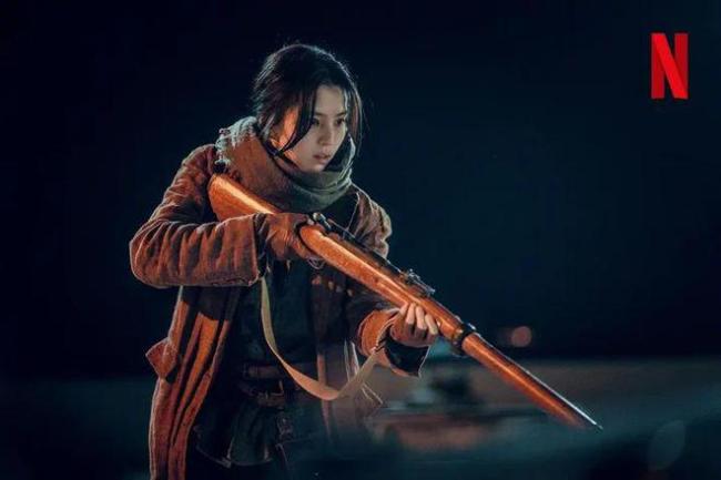 韩素希生图曝光!鼻子弧度变形被吐槽整成匹诺曹