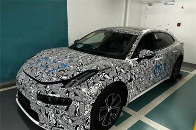 激光雷达+800V高压系统!新款极氪001谍照曝光