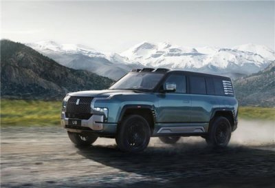 女司机狂喜!实拍仰望U8侧方丝滑停车 全程不到10秒