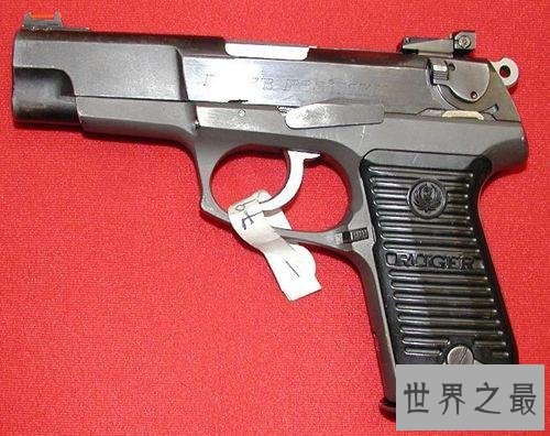 世界十大名枪，中国一大枪械竟然上榜！