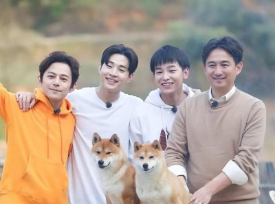 当钟楚曦和江疏影站一起,我才明白骨相美和皮相美的区别