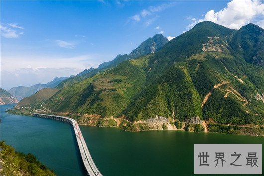 云端上的高速公路，美如仙境的雅西高速（高度差达到2800米）