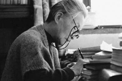 杨绛很火的一段话,杨绛先生浅浅喜静静爱