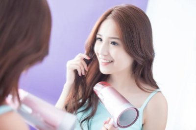 今晚打老虎是什么暗号(妻子吹头发时,我帮接“父亲”的电话:宝贝,今晚可以打