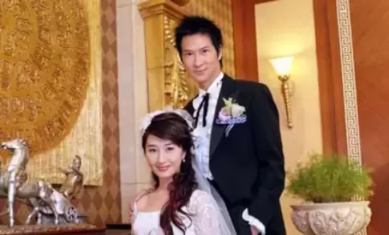 香港演员关咏荷的老公是谁()