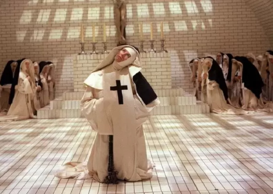 让人绝望的恐怖电影有哪些（盘点10部引起人们歇斯底里恐惧的恐怖电影）