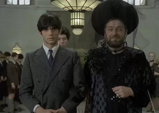 让人绝望的恐怖电影有哪些（盘点10部引起人们歇斯底里恐惧的恐怖电影）