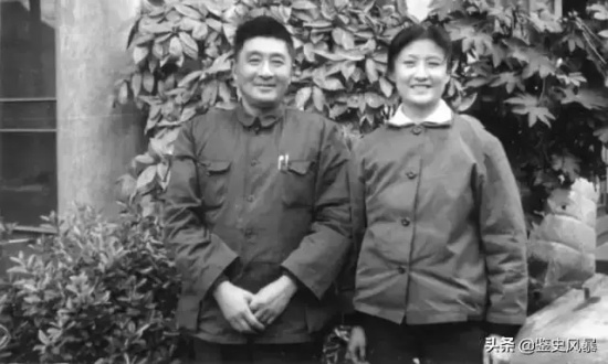 红线女有几个子女（红线女有三个小孩两男一女）