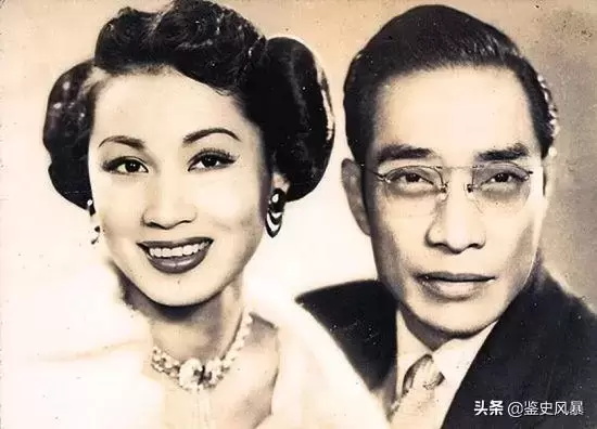 红线女有几个子女（红线女有三个小孩两男一女）