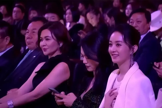 凭什么一个中专生十年后荣登福布斯？女星赵丽颖个人学历简介资料