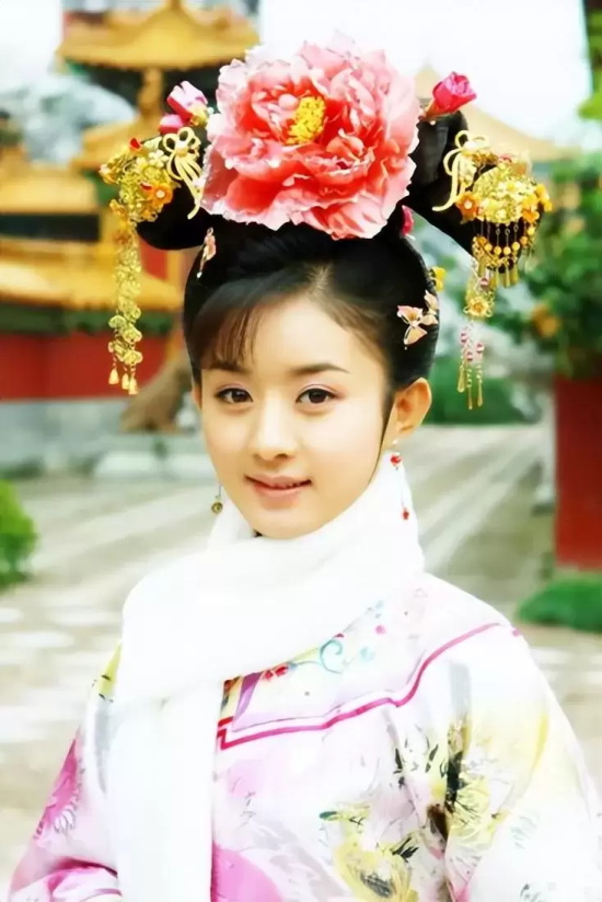 凭什么一个中专生十年后荣登福布斯？女星赵丽颖个人学历简介资料