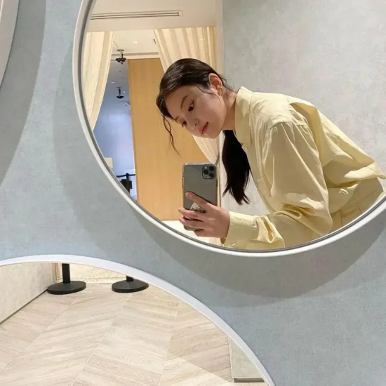 刚出道就被誉为福冈第一美少女，今田美樱ins写真美图赏析