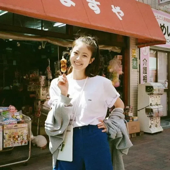 刚出道就被誉为福冈第一美少女，今田美樱ins写真美图赏析