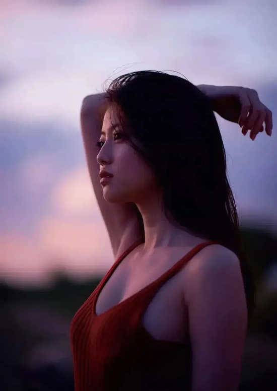 刚出道就被誉为福冈第一美少女，今田美樱ins写真美图赏析