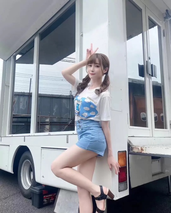 13位岛国玉女系女优,清新脱俗! -