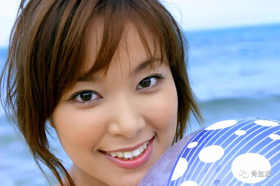 史上永远的女神爱田由写真分享，青春期最佳启蒙老师！