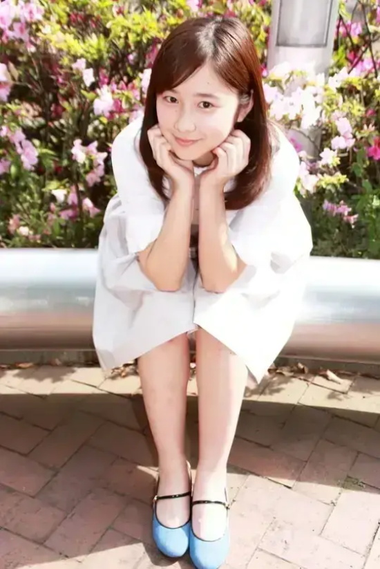 堀田真由（Mayu Hotta）颜值气质双绝还带点惊艳带点温柔~