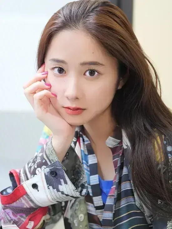 堀田真由（Mayu Hotta）颜值气质双绝还带点惊艳带点温柔~