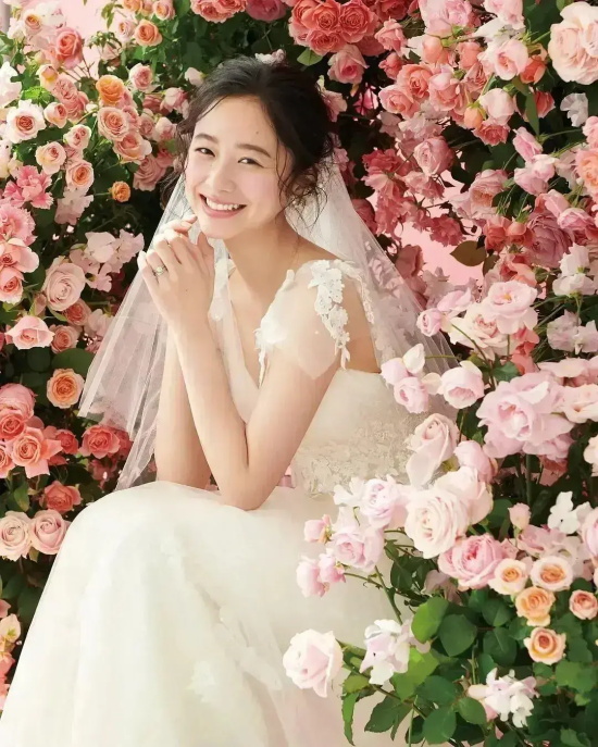 堀田真由（Mayu Hotta）颜值气质双绝还带点惊艳带点温柔~