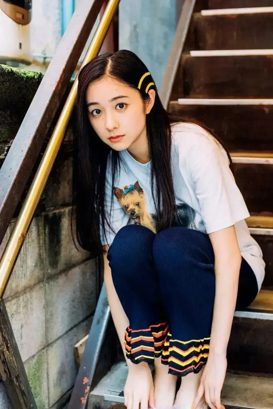 堀田真由（Mayu Hotta）颜值气质双绝还带点惊艳带点温柔~