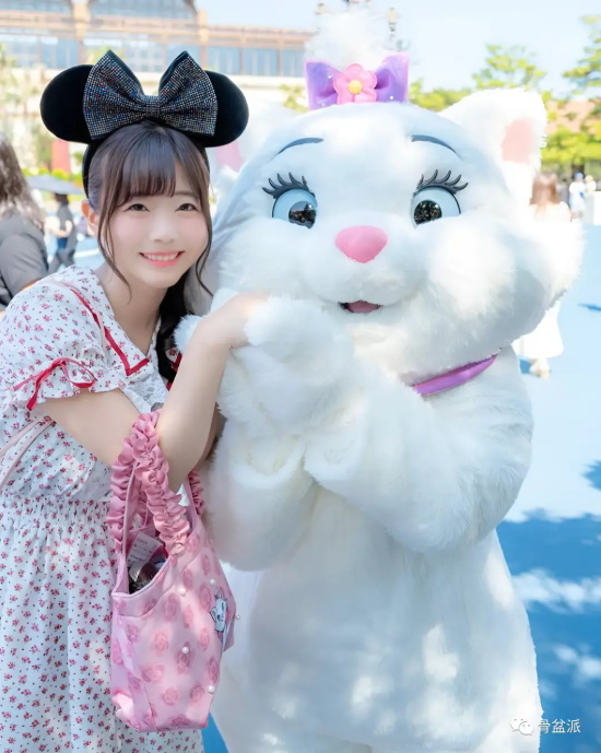 外表娇小可爱的羽咲美晴美图分享,G号车灯霸者!