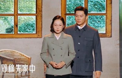 央视这一夜,女星个个风情万种,但都被3位女主持人艳压了