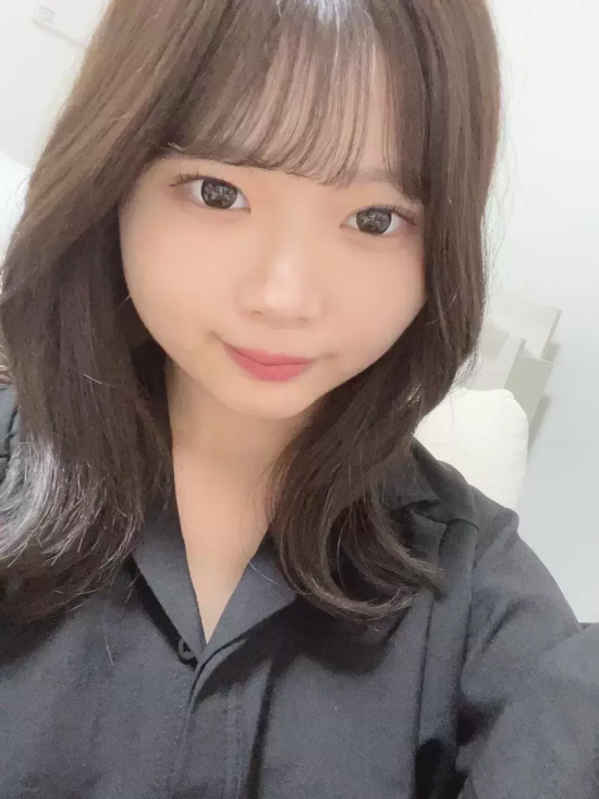 私信男演员讨教演技的千叶彩芽写真分享,业界最爱的小只马!