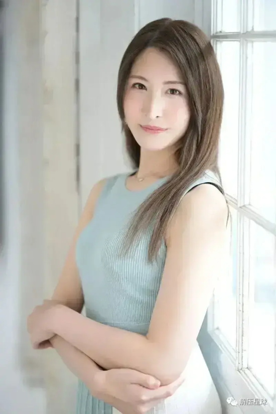 宅男女神神菜美舞美图合集，岛国身材扛把子！