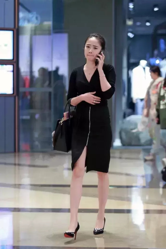 高跟鞋花式搭配街拍图片(小清新美女性感街拍美图大全)