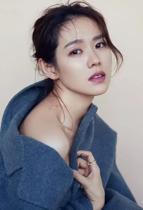 韩国影视圈半边天的重量级人物:孙艺珍