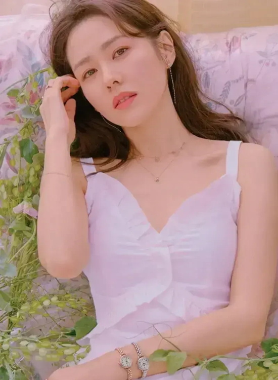 韩国影视圈半边天的重量级人物:孙艺珍