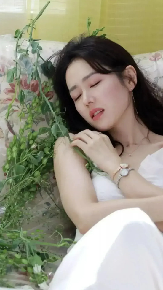 韩国影视圈半边天的重量级人物:孙艺珍