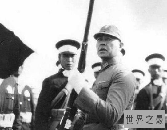 国军抗日十大名将，张自忠被误认成汉奸人人喊打